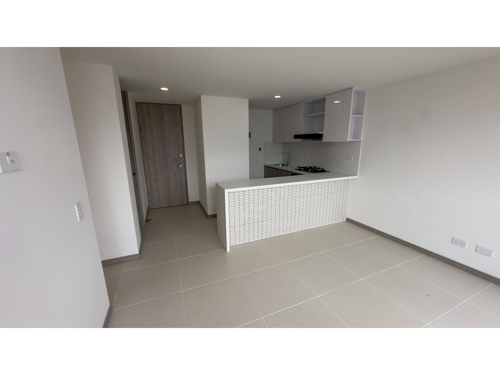 Apartamento en arriendo Antioquia Itagüí Los Naranjos 68 m2 Habitaciones 3 Baños 2 Garajes 0 Precio $2800000