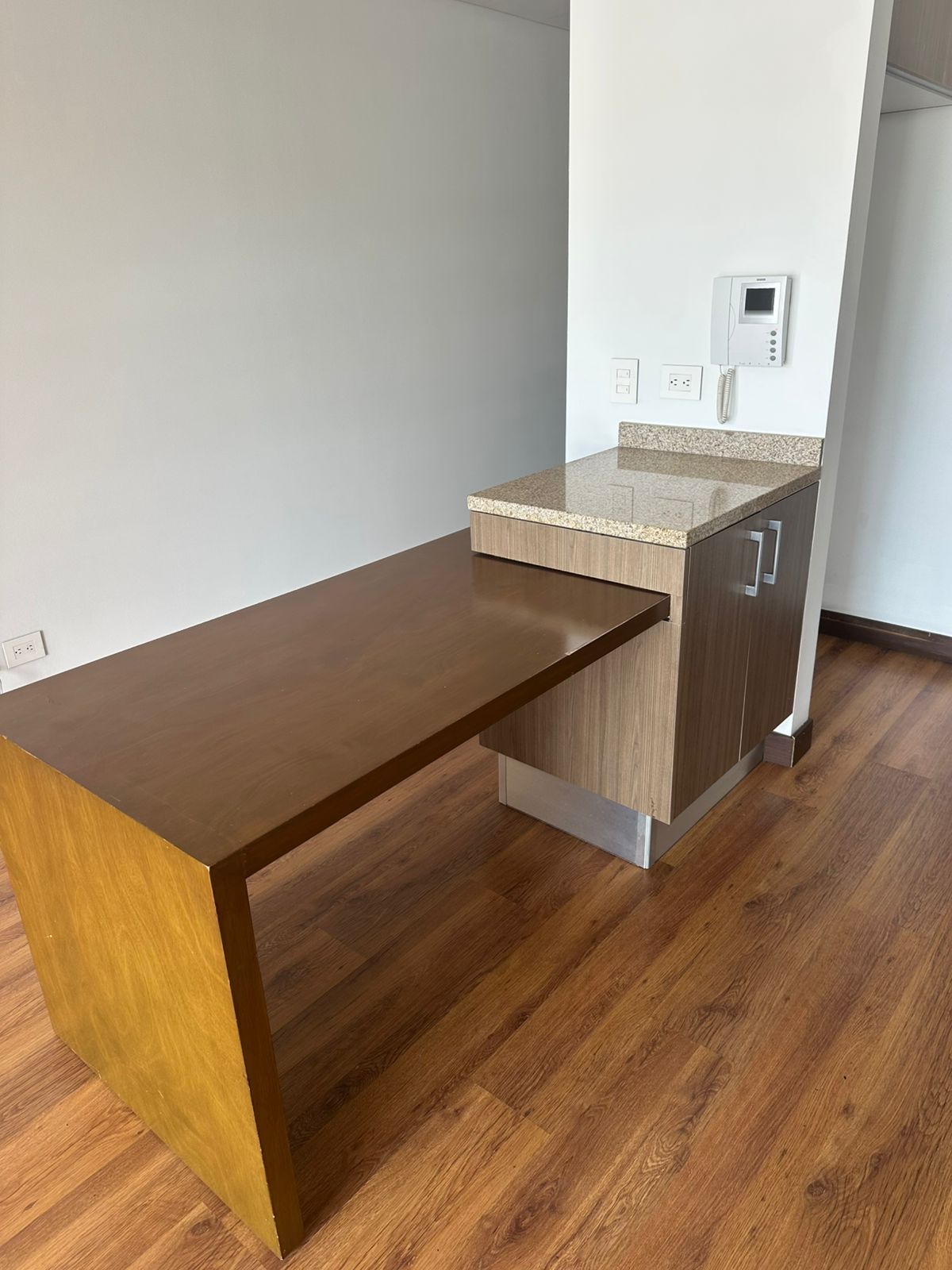 Apartamento en arriendo o venta Cundinamarca Bogotá Cr Quintas Del Recreo Et V 76 m2 Habitaciones 2 Baños 2 Garajes 2 Precio venta $650000000 Precio arriendo $4781000