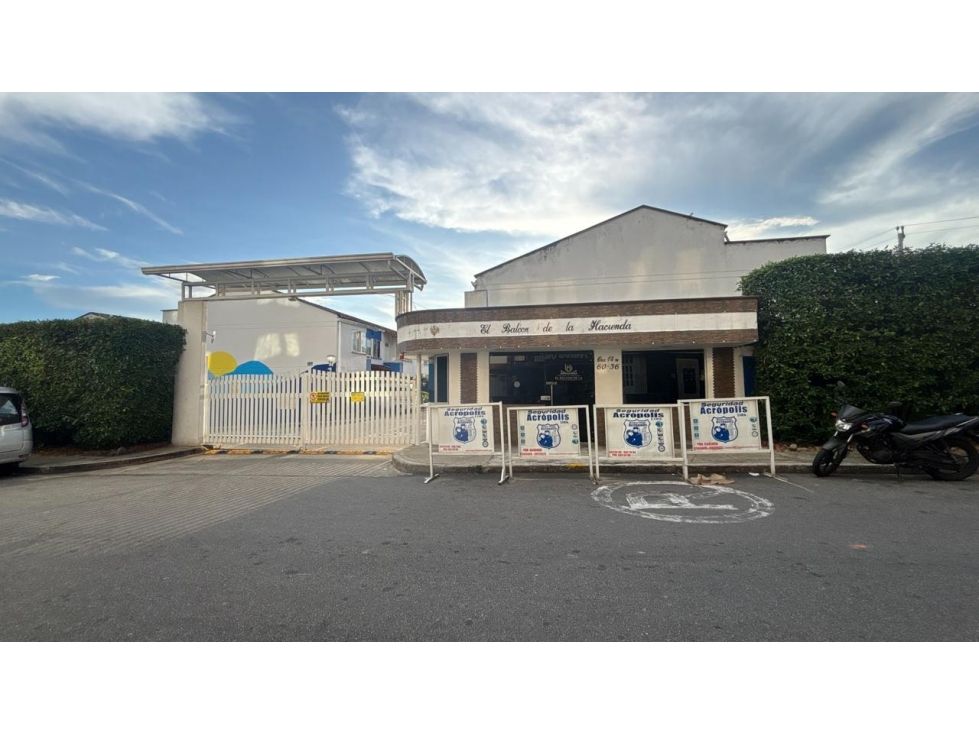 Casa en arriendo Santander Bucaramanga Cr Balcon De La Hacienda 130 m2 Habitaciones 3 Baños 2 Garajes 1 Precio $1900000