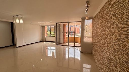 Apartamento en arriendo Antioquia Envigado La Orquídea 140 m2 Habitaciones 2 Baños 4 Garajes 1 Precio $3800000