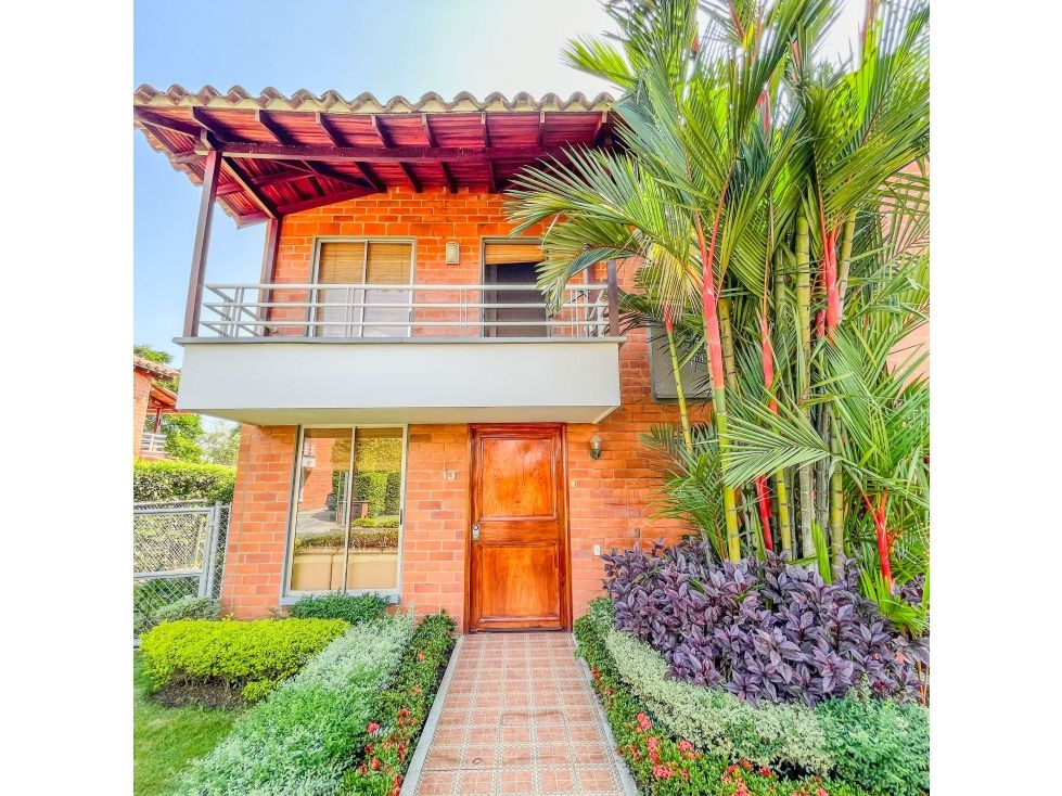 Casa en venta Valle Del Cauca Cali Parcelaciones Pance 350 m2 Habitaciones 4 Baños 7 Garajes 4 Precio $1500000000