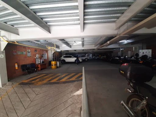 Bodega en arriendo Antioquia Rionegro Centro 500 m2 Habitaciones 0 Baños 2 Garajes 0 Precio $17000000