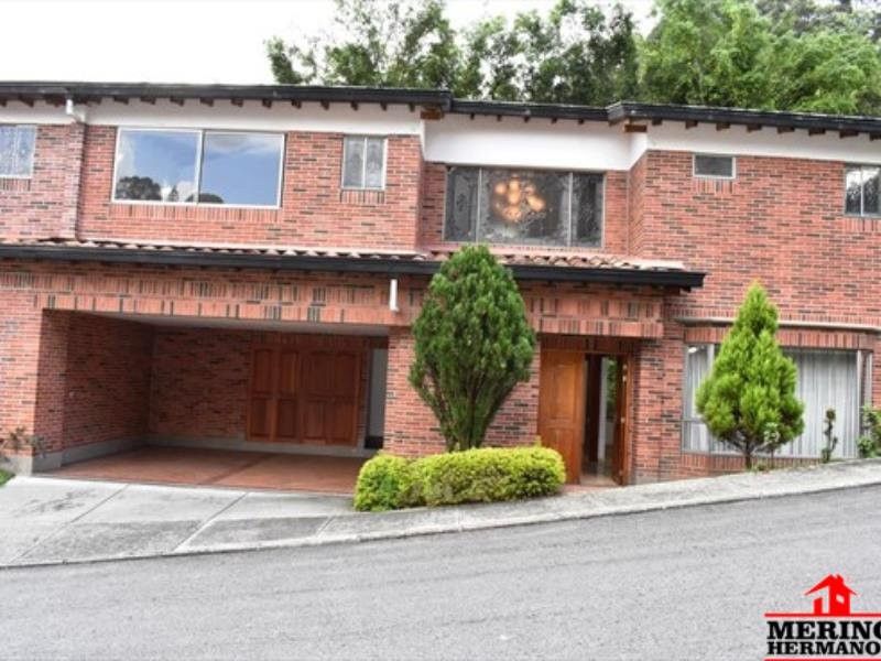 Casa en arriendo Antioquia Medellín San Cristobal 250 m2 Habitaciones 5 Baños 8 Garajes 2 Precio $19062146