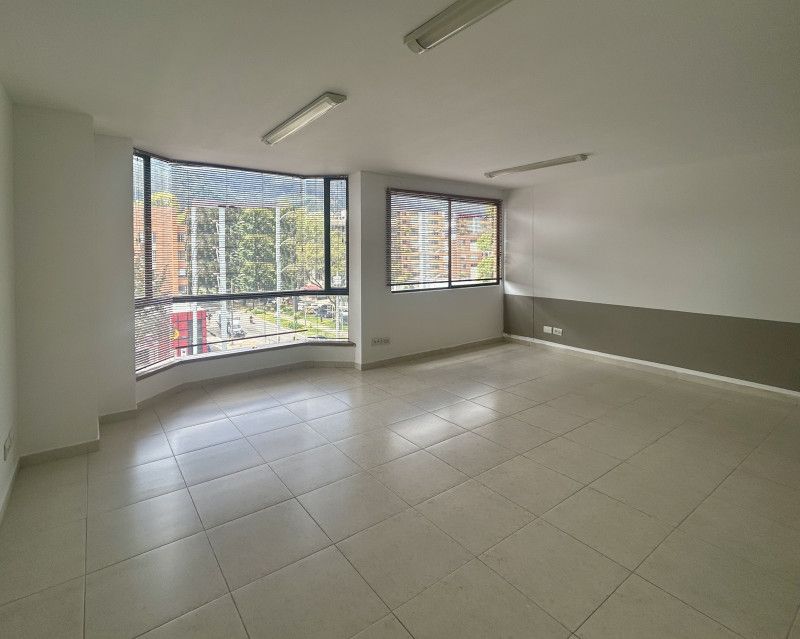 Oficina en venta Cundinamarca Bogotá Chico Norte Et Iii 39 m2 Habitaciones 0 Baños 0 Garajes 1 Precio $230000000