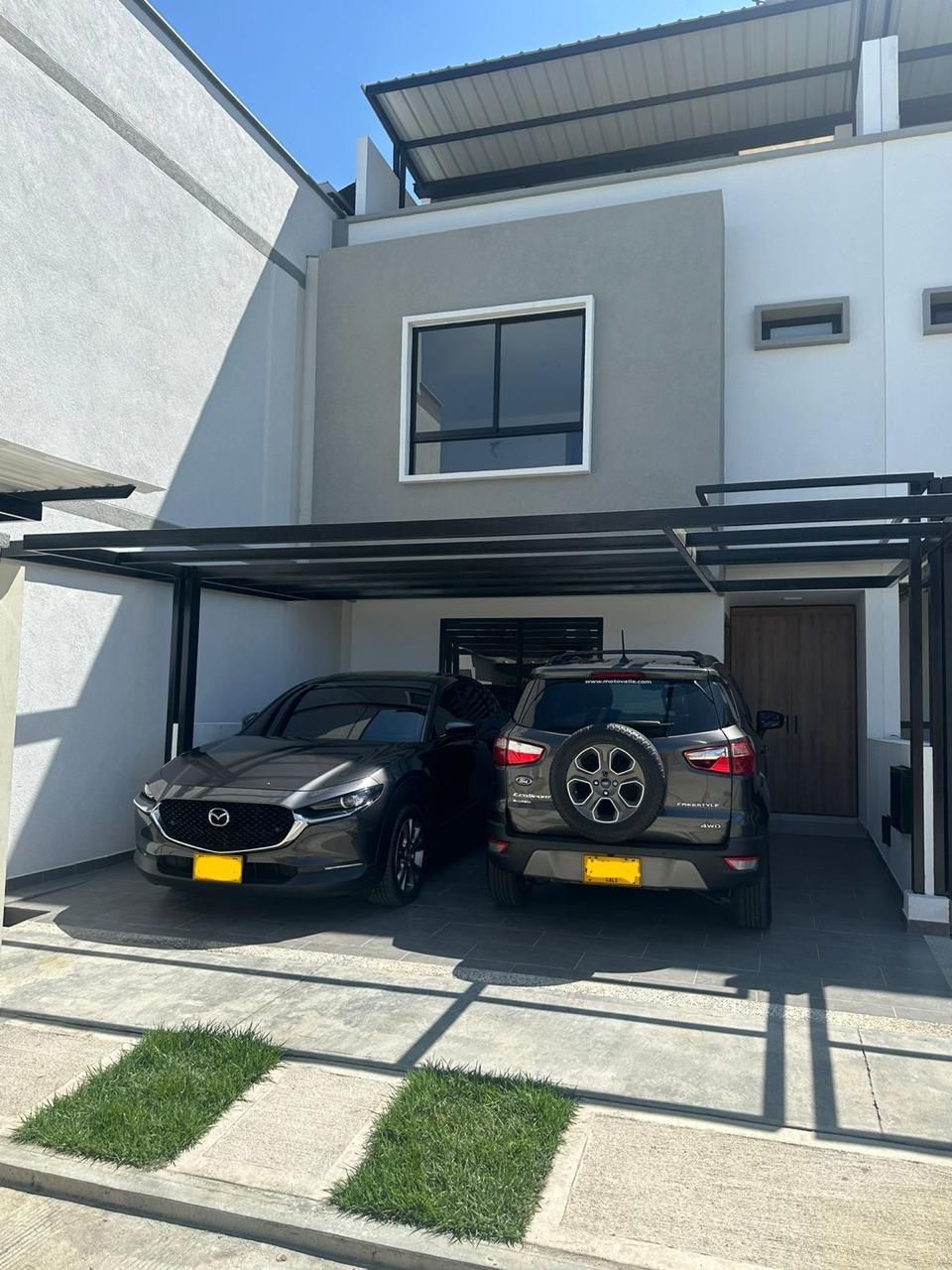 Casa en venta Valle Del Cauca Palmira Ub Parque De Las Mercedes 240 m2 Habitaciones 4 Baños 3 Garajes 2 Precio $550000000