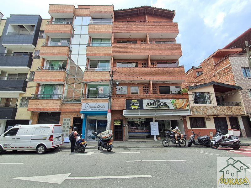 Apartamento en arriendo Antioquia Itagüí Centro 120 m2 Habitaciones 4 Baños 3 Garajes 0 Precio $2100000