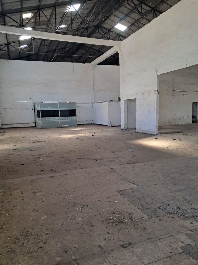 Bodega en arriendo Valle Del Cauca Cali Salomia 630 m2 Habitaciones 0 Baños 2 Garajes 0 Precio $9000000