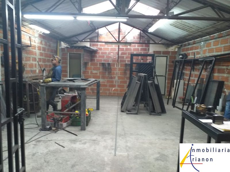 Local en venta Antioquia Medellín Villanueva 104 m2 Habitaciones 0 Baños 2 Garajes 0 Precio $550000000