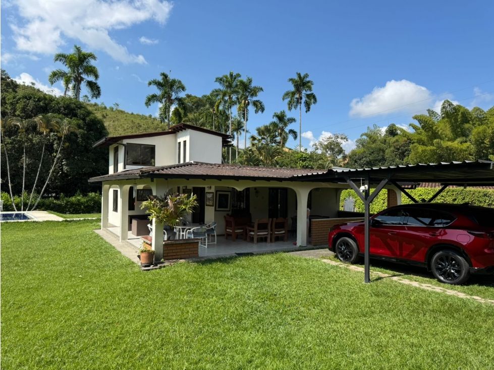 Casa Campestre en venta Caldas Manizales Manizales 300 m2 Habitaciones 5 Baños 3 Garajes 0 Precio $2150000000