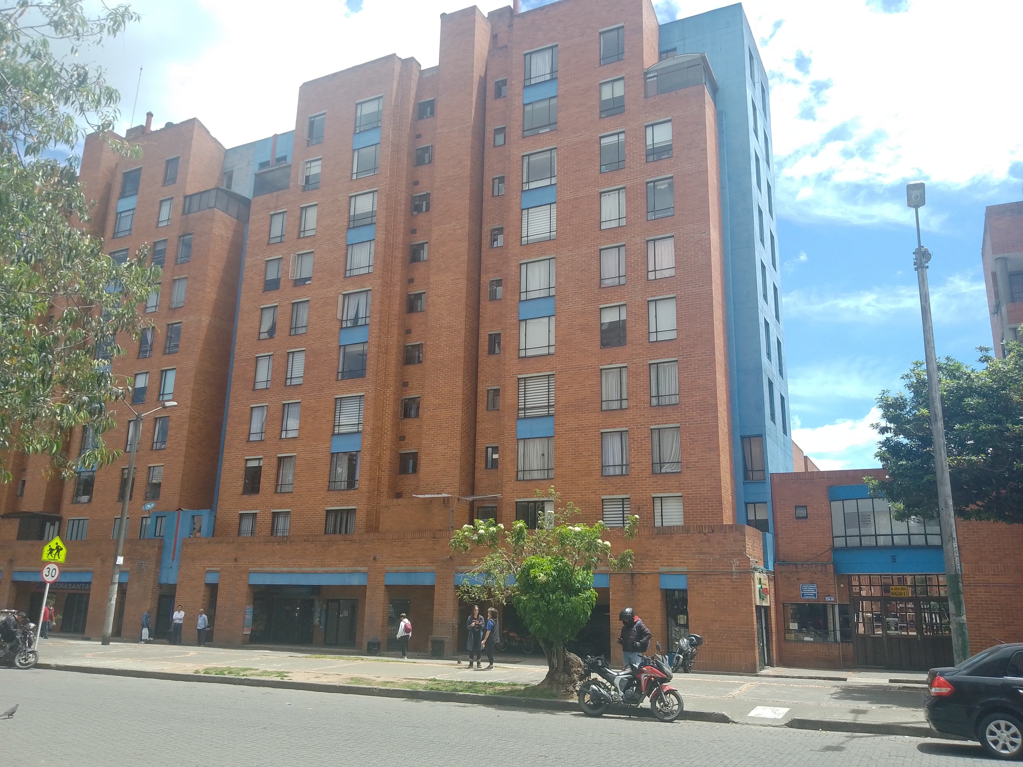 Apartamento en arriendo Cundinamarca Bogotá Cjr Manzana B Nucleo B Carlos Lleras R 64 m2 Habitaciones 3 Baños 2 Garajes 1 Precio $1900000