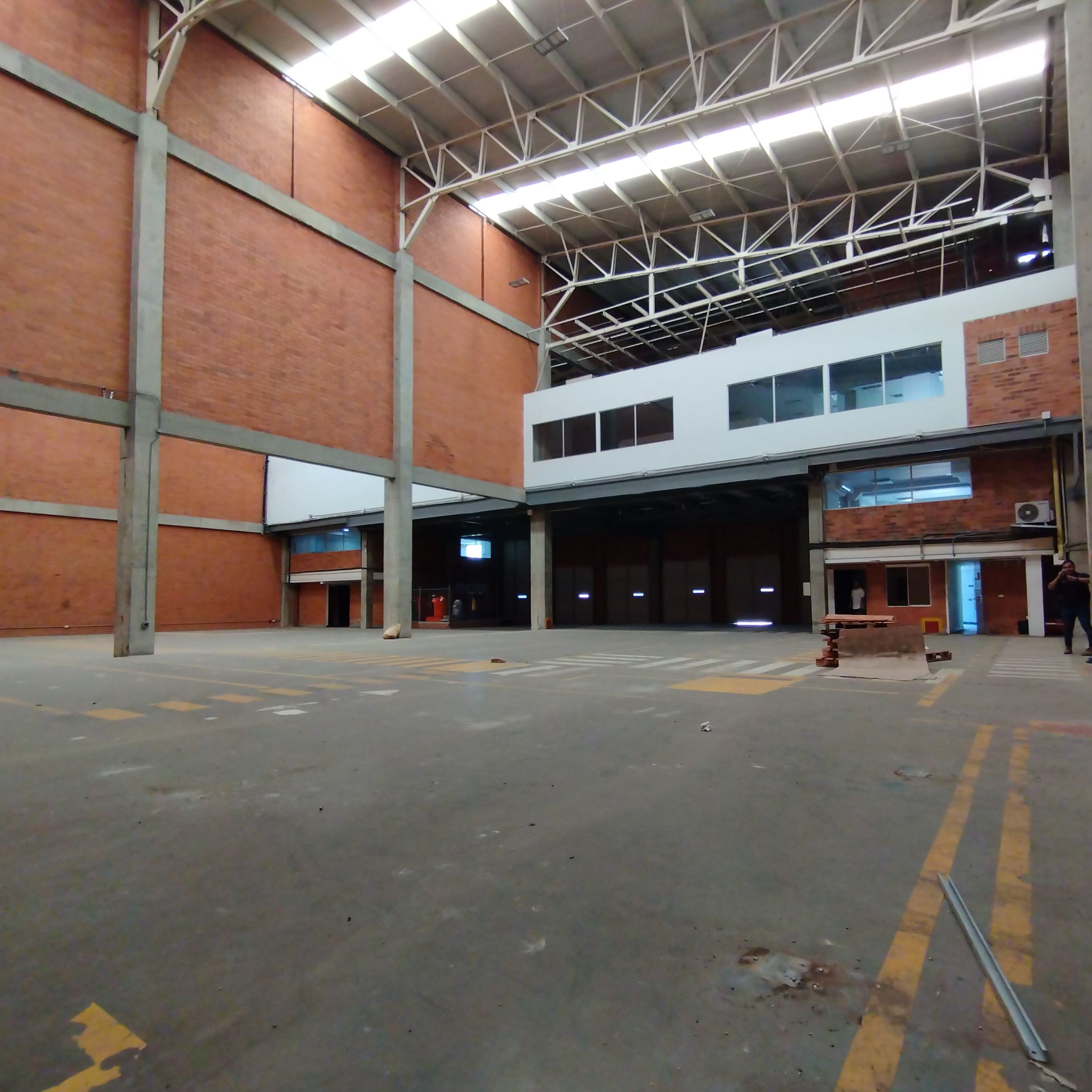 Bodega en venta Valle Del Cauca Cali Santa Elena 1400 m2 Habitaciones 0 Baños 7 Garajes 15 Precio $4499000000