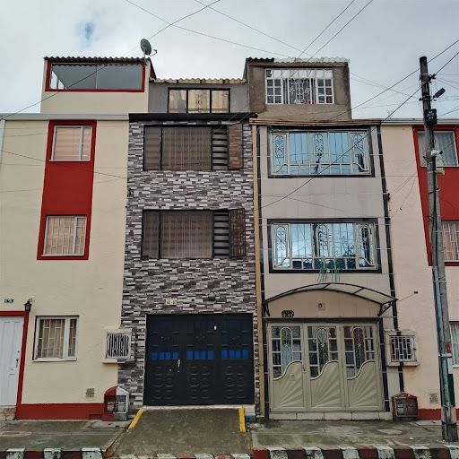 Casa en venta Cundinamarca Bogotá Villa De Los Alpes Ii Sector 87 m2 Habitaciones 4 Baños 2 Garajes 1 Precio $380000000