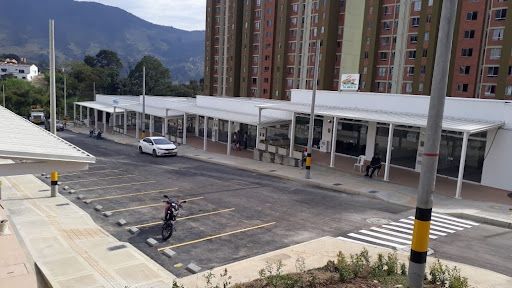 Local en arriendo Antioquia Medellín Guayaquil 28 m2 Habitaciones 0 Baños 1 Garajes 0 Precio $1600000