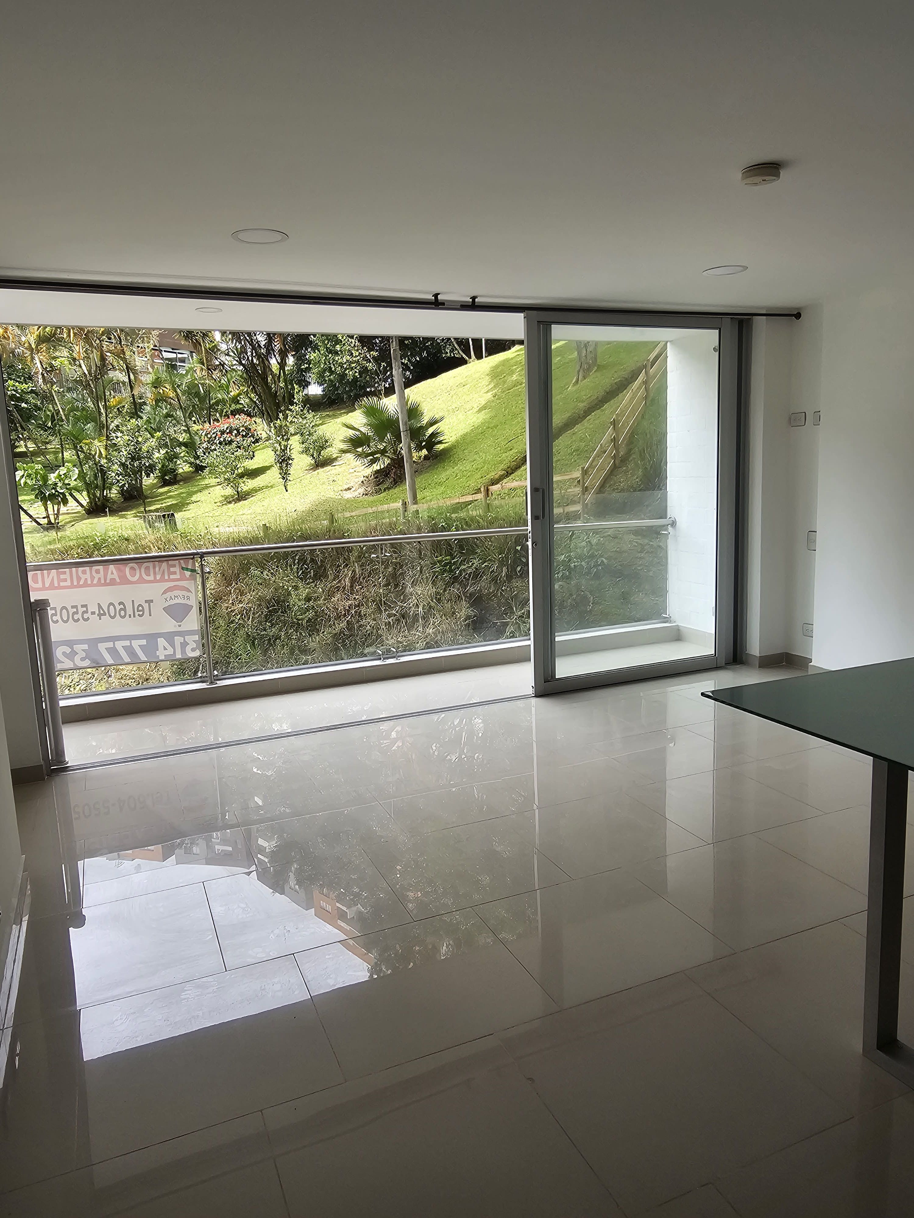 Apartamento en venta Antioquia Envigado Loma Del Barro 95 m2 Habitaciones 3 Baños 2 Garajes 1 Precio $580000000