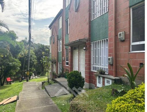 Casa en venta Antioquia Medellín La Hondonada 90 m2 Habitaciones 3 Baños 2 Garajes 0 Precio $430000000