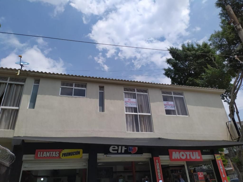 Apartamento en arriendo Valle Del Cauca Cali Siloé 42 m2 Habitaciones 1 Baños 1 Garajes 0 Precio $1000000