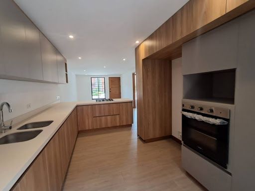 Casa en arriendo Antioquia Rionegro San Antonio 160 m2 Habitaciones 3 Baños 4 Garajes 1 Precio $4600000