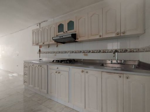 Apartamento en arriendo Antioquia Medellín La Colina 70 m2 Habitaciones 3 Baños 2 Garajes 0 Precio $1900000