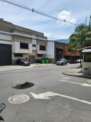 Local en arriendo Antioquia Medellín Guayabal 28 m2 Habitaciones 0 Baños 1 Garajes 0 Precio $1750000