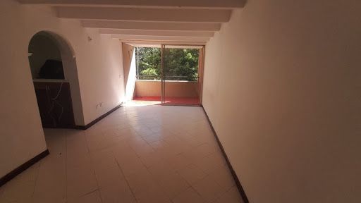 Apartamento en arriendo Antioquia Envigado Las Flores 70 m2 Habitaciones 3 Baños 2 Garajes 1 Precio $2500000