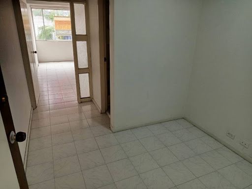 Oficina en arriendo Antioquia Medellín San Diego 40 m2 Habitaciones 0 Baños 1 Garajes 1 Precio $2250000