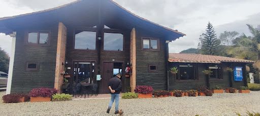 Finca en arriendo Antioquia Rionegro Rionegro 250 m2 Habitaciones 3 Baños 3 Garajes 2 Precio $8500000