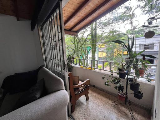 Casa en arriendo Antioquia Medellín Manila 250 m2 Habitaciones 7 Baños 4 Garajes 1 Precio $12000000