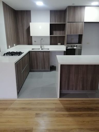 Apartamento en arriendo Antioquia Envigado La Pradera 130 m2 Habitaciones 3 Baños 4 Garajes 2 Precio $6300000