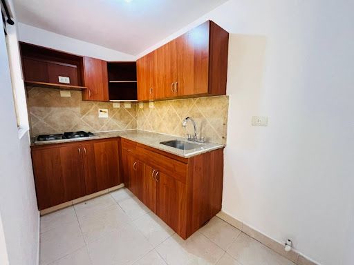 Casa en arriendo Antioquia Envigado Las Antillas 100 m2 Habitaciones 3 Baños 3 Garajes 1 Precio $3800000