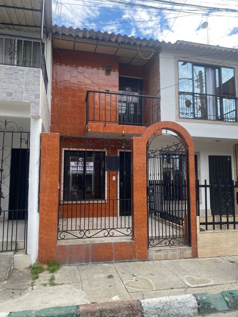 Casa en venta Valle Del Cauca Cali Brisas De Los Álamos 75 m2 Habitaciones 3 Baños 2 Garajes 0 Precio $225000000