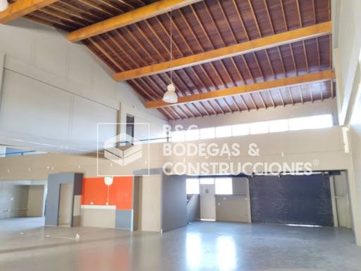 Local en arriendo Antioquia Rionegro El Porvenir 400 m2 Habitaciones 0 Baños 2 Garajes 0 Precio $30000000