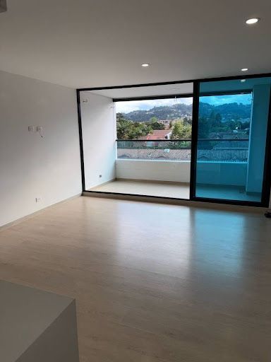 Apartamento en arriendo Antioquia El Retiro El Retiro 74 m2 Habitaciones 2 Baños 2 Garajes 1 Precio $3000000