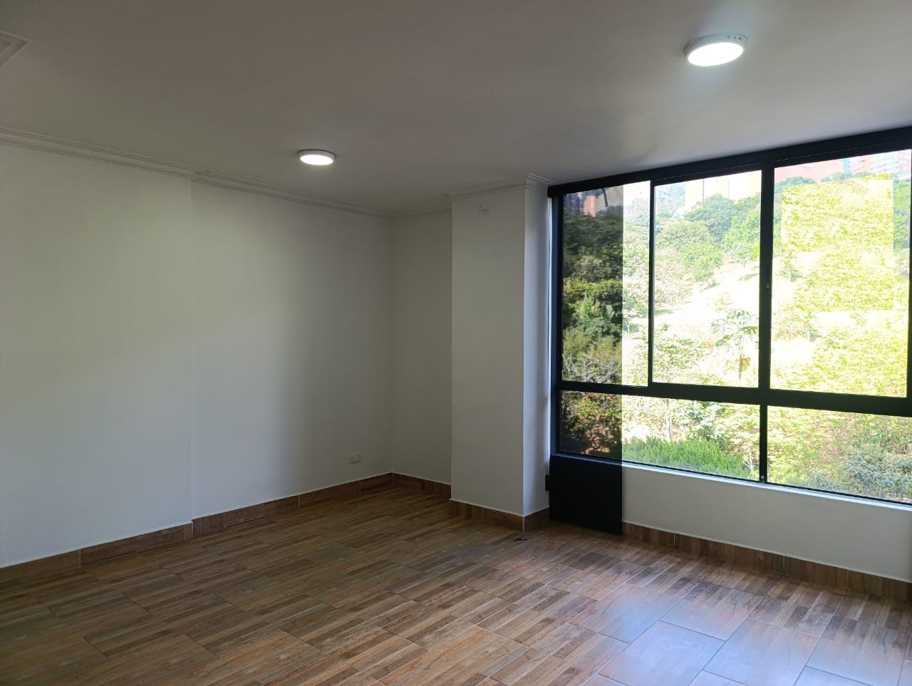 Apartaestudio en arriendo Antioquia Medellín San Lucas 57 m2 Habitaciones 1 Baños 2 Garajes 0 Precio $2850000