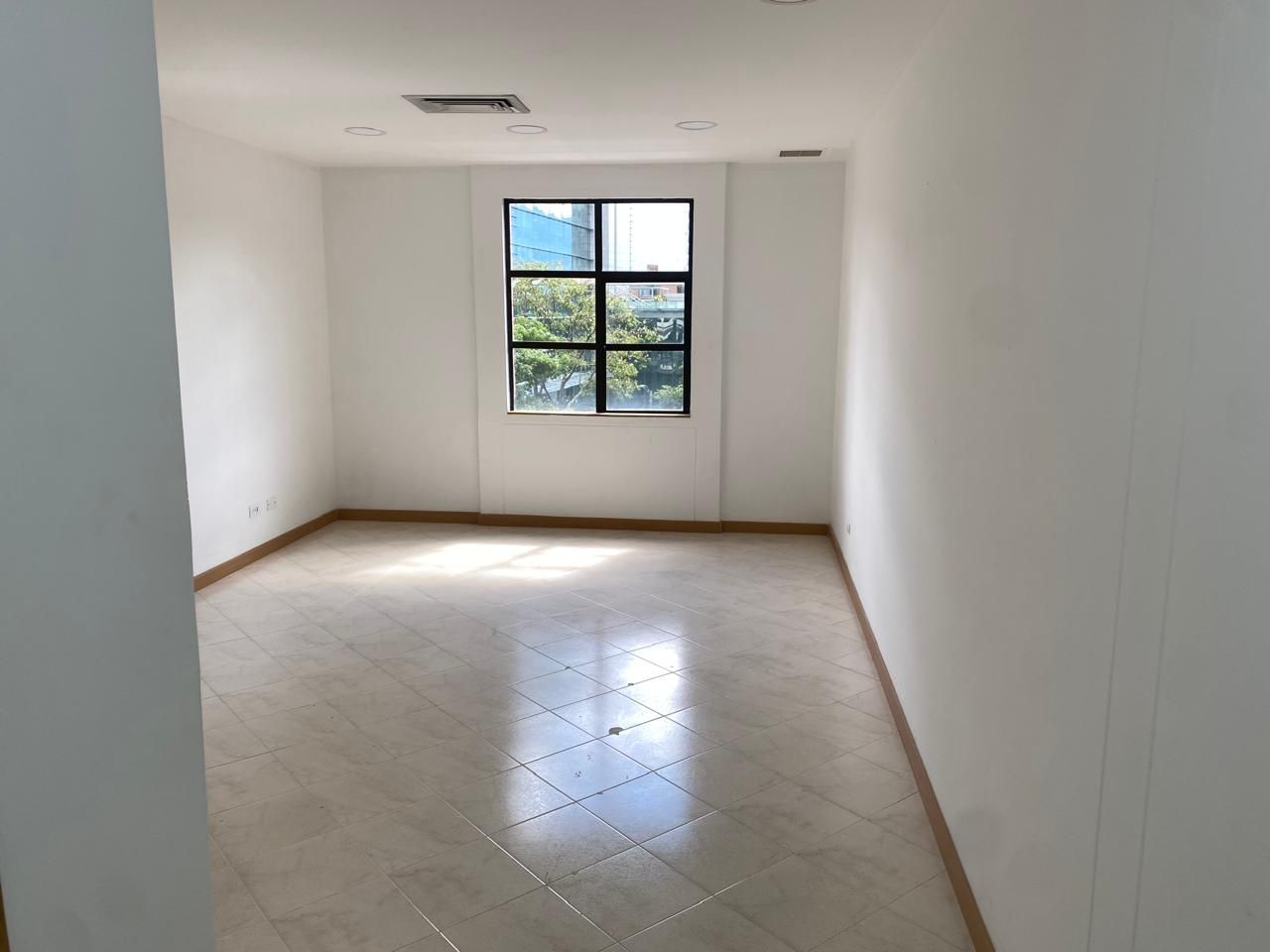 Oficina en venta Antioquia Medellín El Poblado 35 m2 Habitaciones 0 Baños 1 Garajes 1 Precio $380000000
