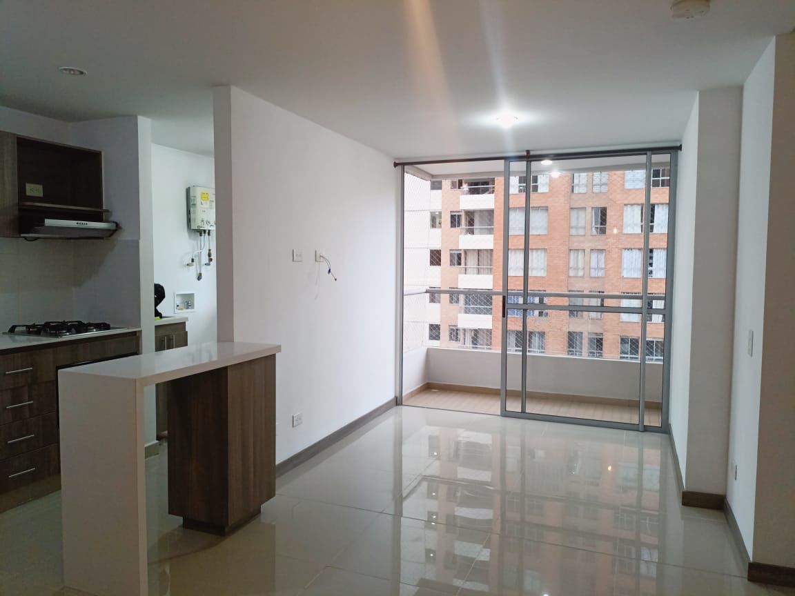 Apartamento en arriendo Antioquia Medellín La Colina 65 m2 Habitaciones 3 Baños 2 Garajes 1 Precio $2900000