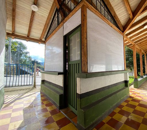 Local en arriendo Antioquia Rionegro Rionegro 8 m2 Habitaciones 0 Baños 0 Garajes 0 Precio $750000