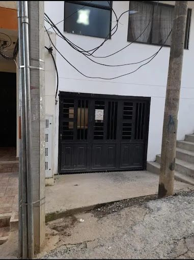 Local en arriendo Antioquia Marinilla Central 105 m2 Habitaciones 0 Baños 0 Garajes 0 Precio $2000000