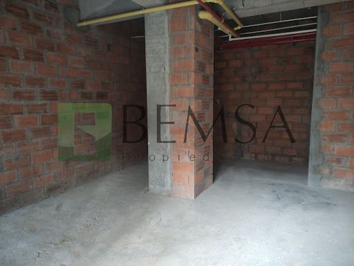 Local en arriendo Antioquia Medellín Bolivariana 33 m2 Habitaciones 0 Baños 1 Garajes 0 Precio $3300900