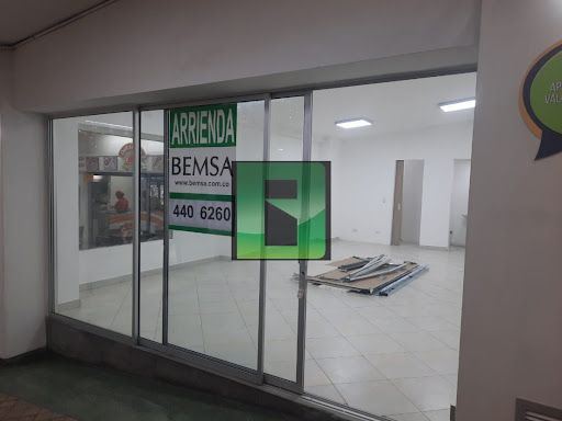 Local en arriendo Antioquia Medellín La Candelaria 45 m2 Habitaciones 0 Baños 1 Garajes 0 Precio $3700000