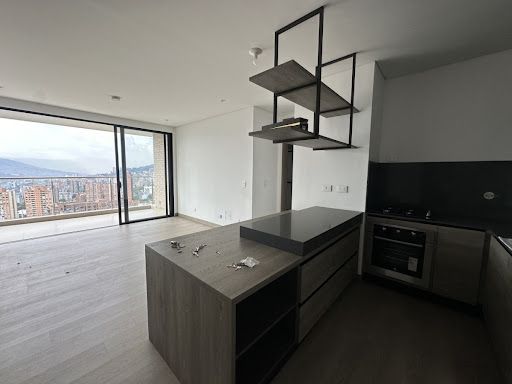 Apartamento en arriendo Antioquia Medellín Los Balsos No1 90 m2 Habitaciones 2 Baños 2 Garajes 2 Precio $7000000