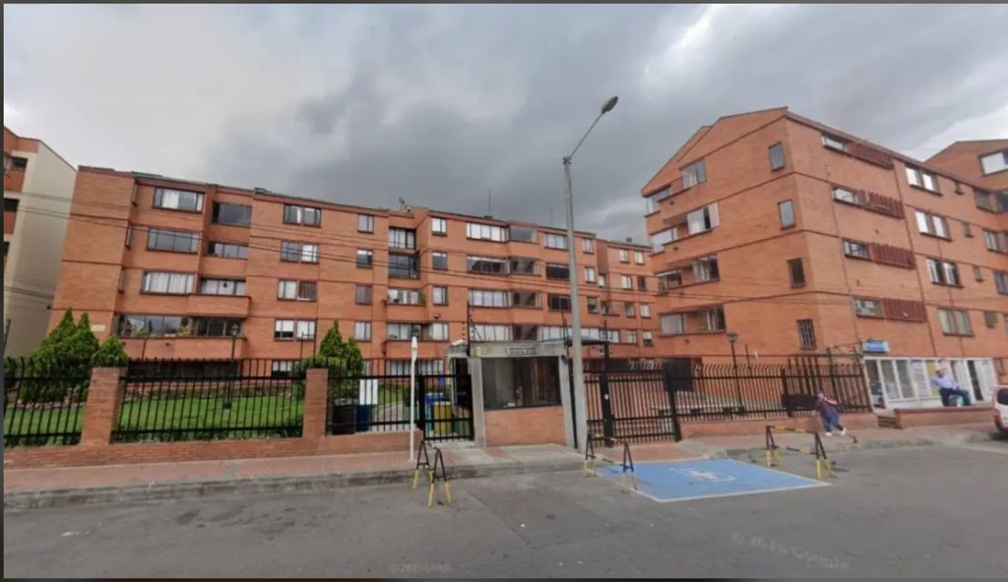 Apartamento en venta Cundinamarca Bogotá Campin Occidental 193 m2 Habitaciones 4 Baños 3 Garajes 1 Precio $800000000