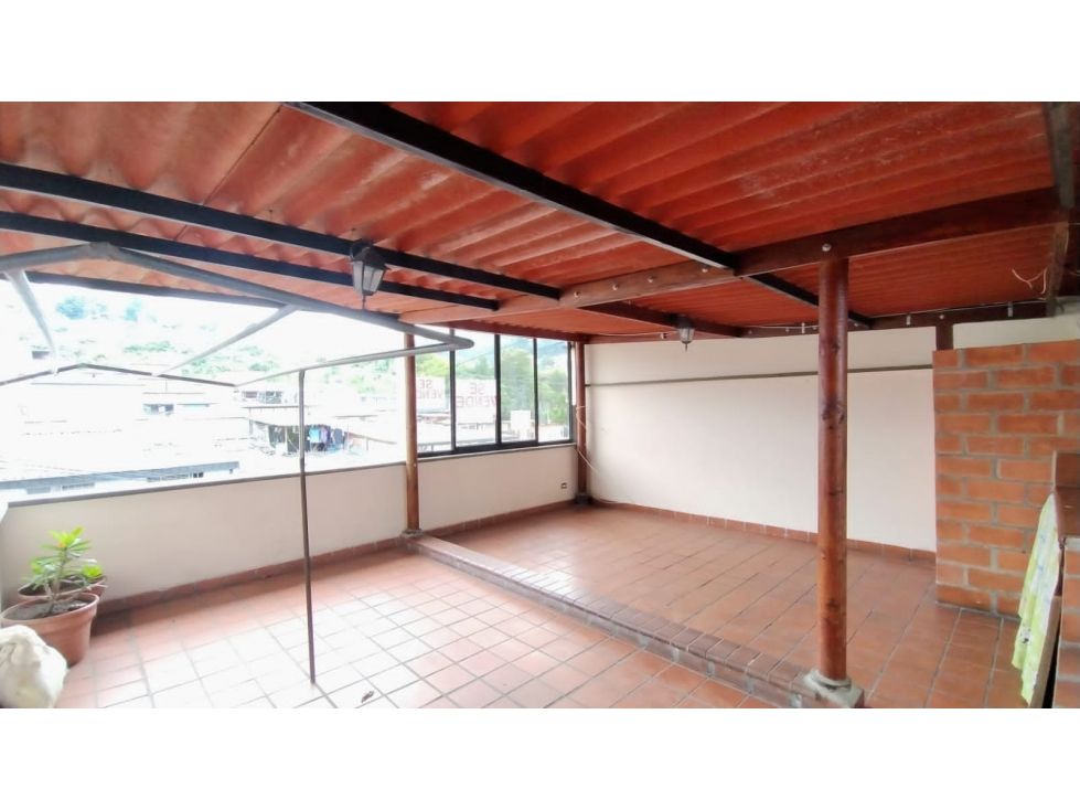 Lote en venta Caldas Manizales Manizales 230 m2 Habitaciones 0 Baños 4 Garajes 1 Precio $385000000