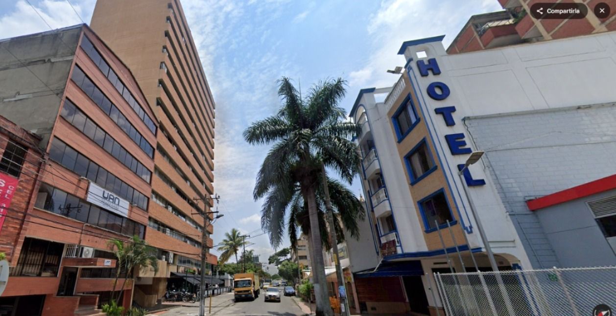 Oficina en venta Valle Del Cauca Cali Granada 50 m2 Habitaciones 0 Baños 2 Garajes 0 Precio $180000000