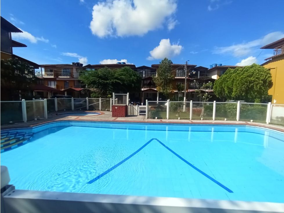 Casa en venta Meta Villavicencio Bosques De Vizcaya 130 m2 Habitaciones 3 Baños 3 Garajes 2 Precio $450000000