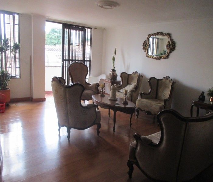 Apartamento en venta Antioquia Medellín Los Colores 144 m2 Habitaciones 4 Baños 2 Garajes 1 Precio $665000000