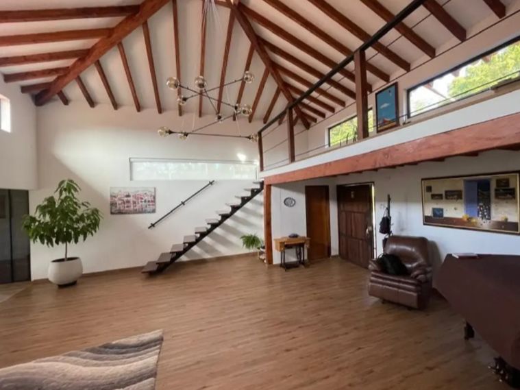 Casa en arriendo o venta Antioquia Rionegro Ub Pietra Santa Et Iv 300 m2 Habitaciones 4 Baños 4 Garajes 2 Precio venta $1520000000 Precio arriendo $6500000