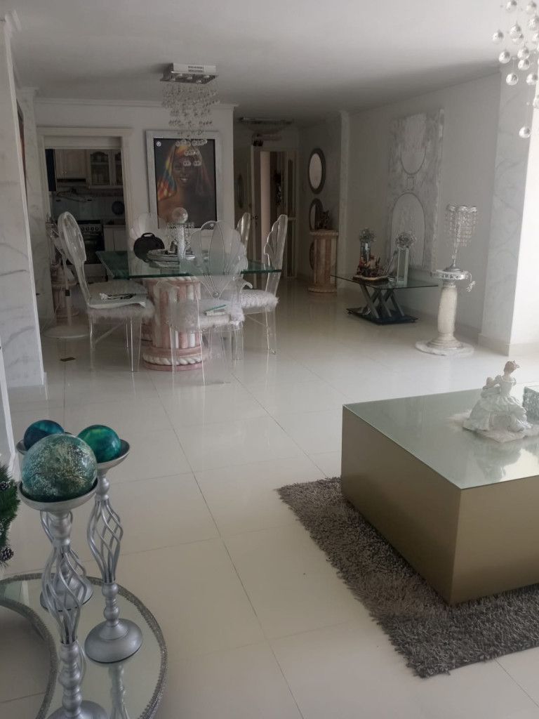 Apartamento en venta Atlántico Barranquilla Andalucia 130 m2 Habitaciones 3 Baños 2 Garajes 1 Precio $380000000
