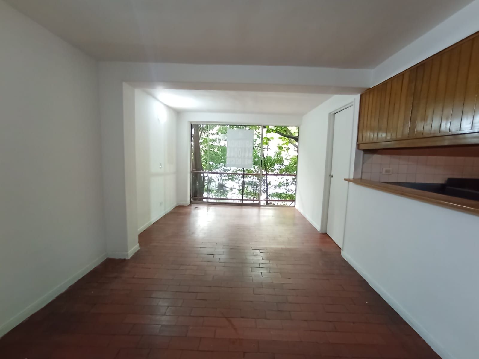 Apartamento en arriendo Antioquia Medellín Urbanizacion Manesa 55 m2 Habitaciones 3 Baños 2 Garajes 0 Precio $1800000