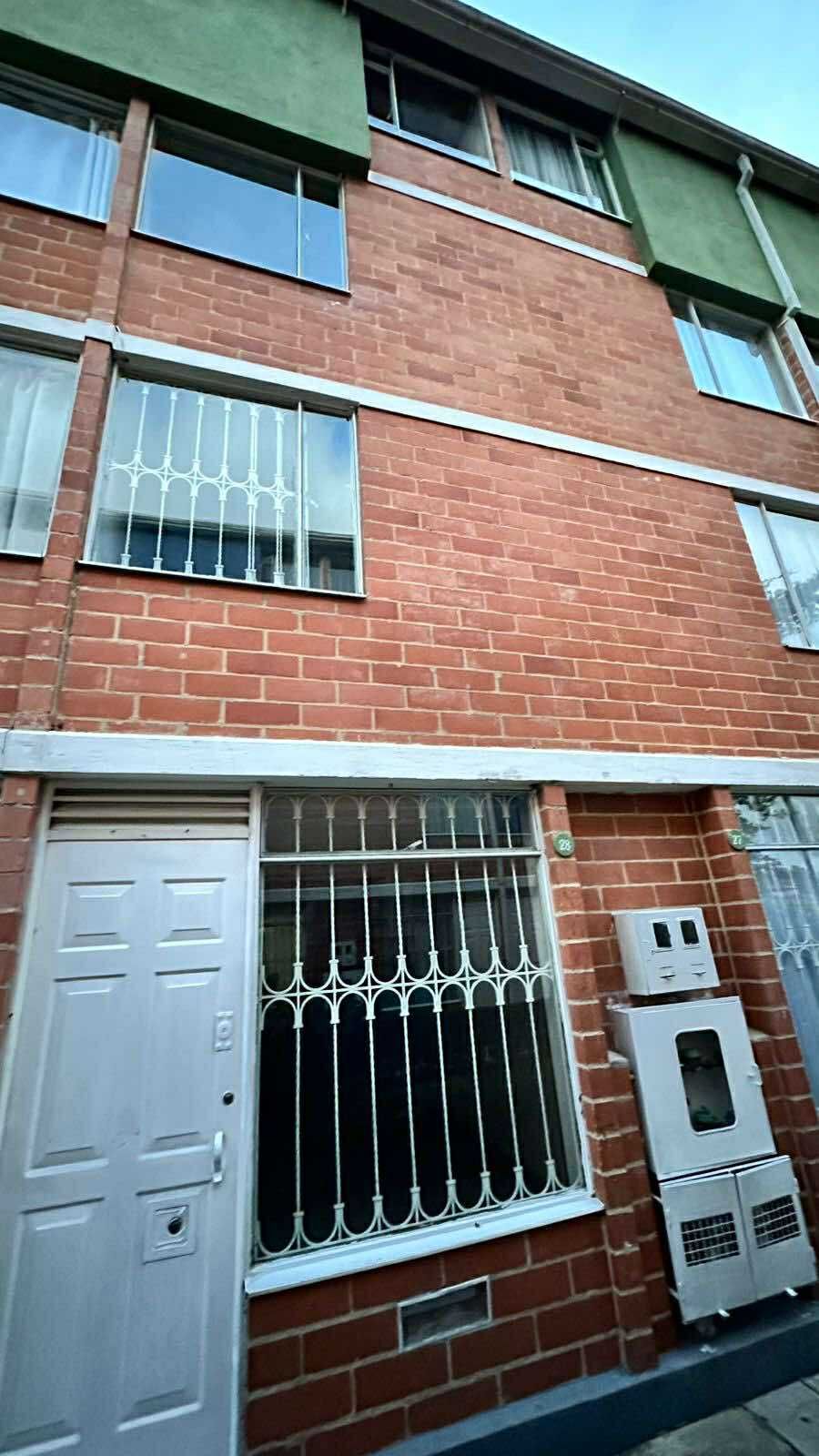 Casa en arriendo Cundinamarca Bogotá El Tintal Asd 60 m2 Habitaciones 3 Baños 1 Garajes 0 Precio $1422000