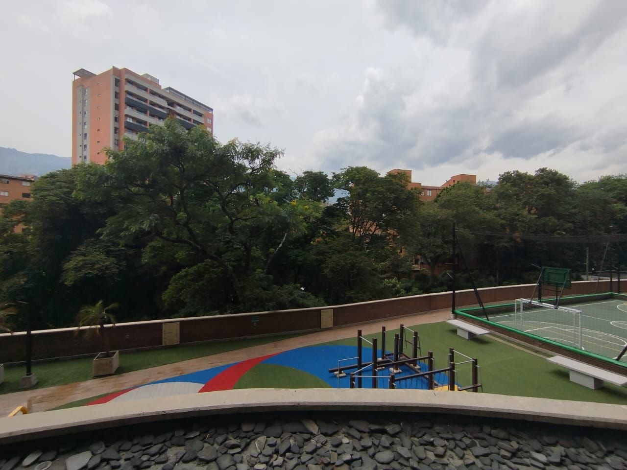 Apartaestudio en arriendo Antioquia Envigado Pontevedra 65 m2 Habitaciones 1 Baños 1 Garajes 0 Precio $3600000